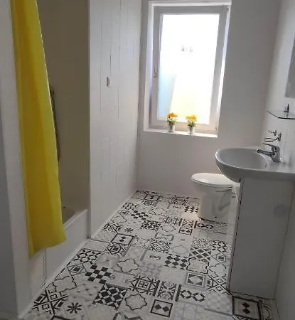 Quarto em Acomodações Particulares Tanie Spanie Na Naramowicach- Zameldowanie Bezobslugowe -