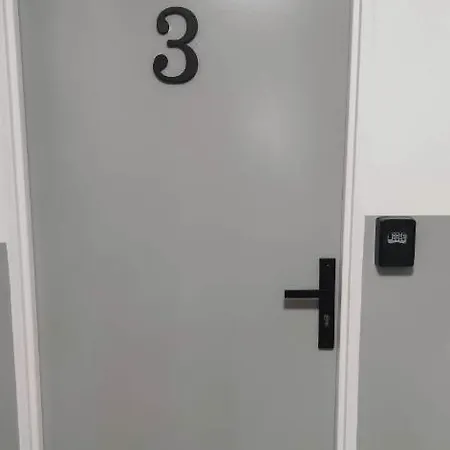 Tanie Spanie Na Naramowicach- Zameldowanie Bezobslugowe - Quarto em Acomodações Particulares Poznań