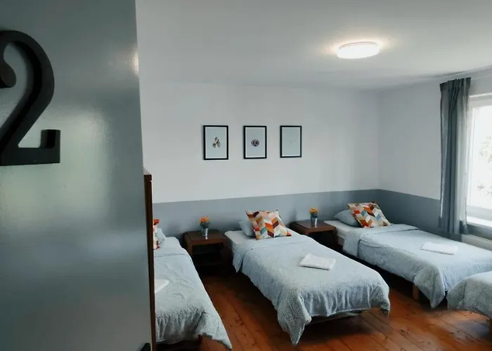 Tanie Spanie Na Naramowicach- Zameldowanie Bezobslugowe - Πόζναν